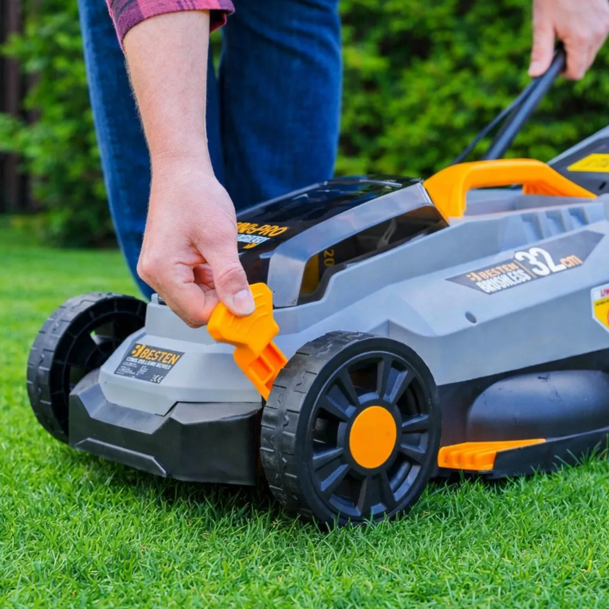 Kosiarka akumulatorowa BESTEN BE0002908 - regulacja wysokości koszenia